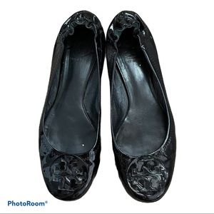 Tory Burch black leather flats